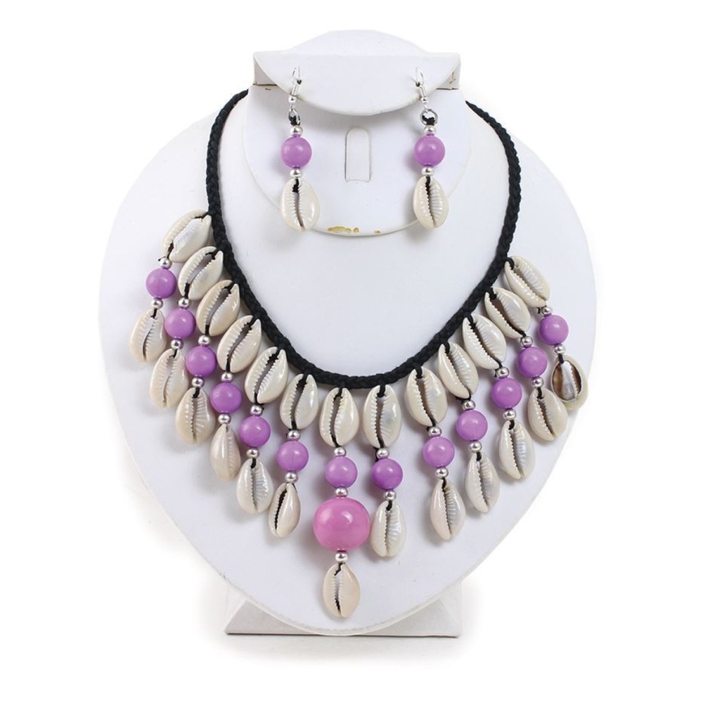Cowry shell necklace and earring set (Pink)